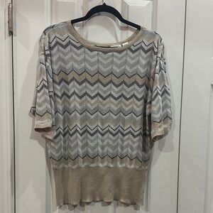 NWOT Cato Zigzag Short Sleeve Top - Gray and Tan size 14/16W